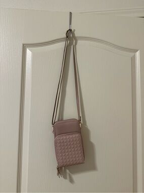 Woven Detail Crossbody Phone Bag in Blush Pink